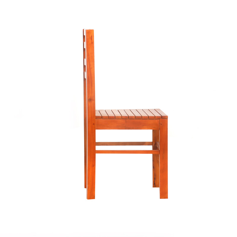 Forebend Chair