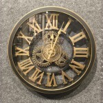 Luxury Roman Gear Wall Clock – Black & Gold Design