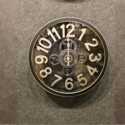 Modern Gear Wall Clock – Black Industrial Design