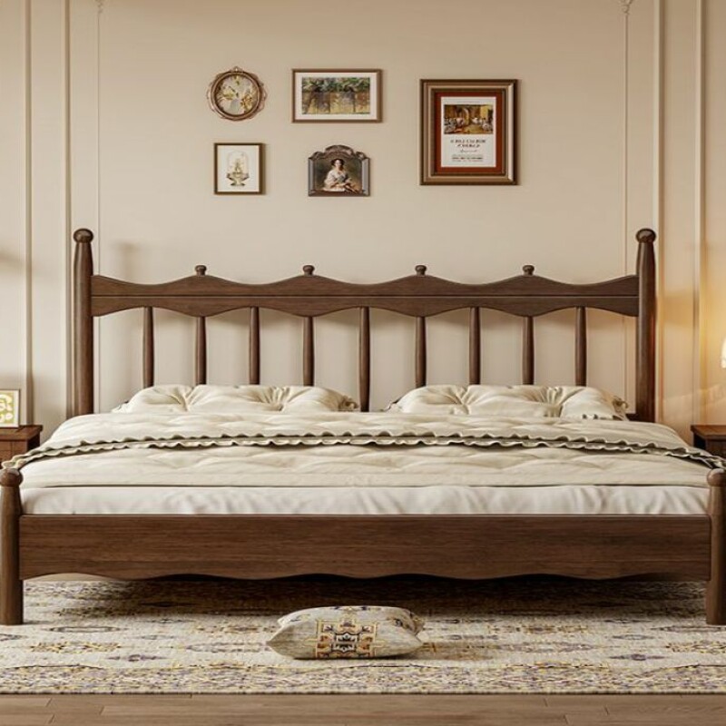 BH Classic Wood Cot